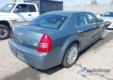 2006 Chrysler 300C z USA, uszkodzony, nr VIN 2C3KA63H86H225124